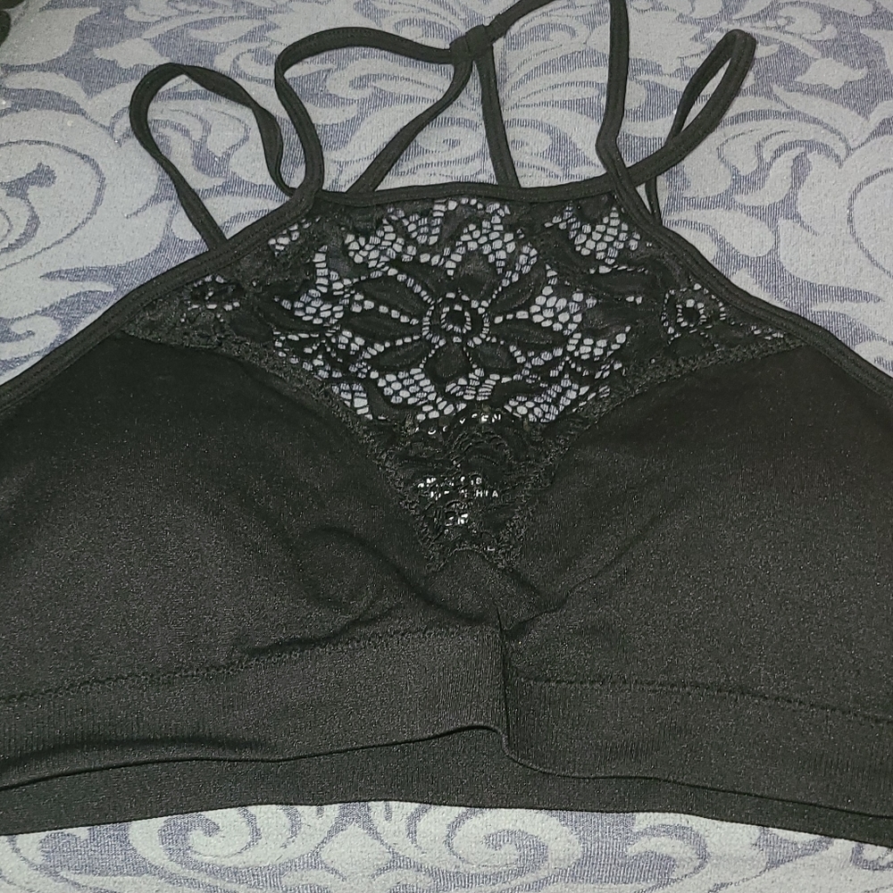 Curvy sense black strappy bralette 1x